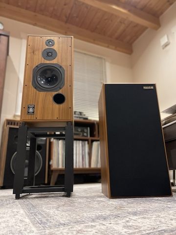 Harbeth Super HL5 Plus High End Lautsprecher
