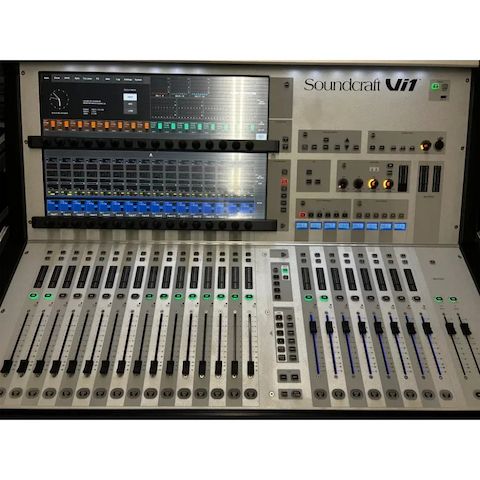 Soundcraft Vi1 digital mixing