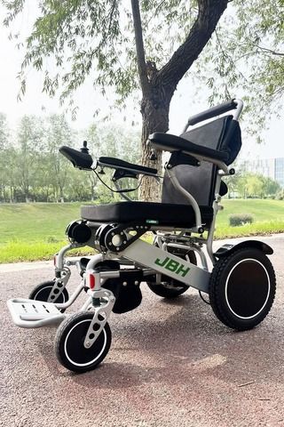 Elektrofahrräder und Rollstühle zu verkaufen