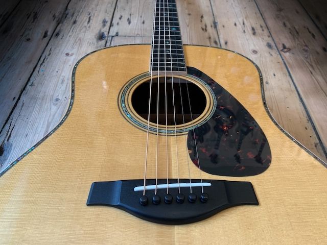 Yamaha LL56 Custom ARE und original