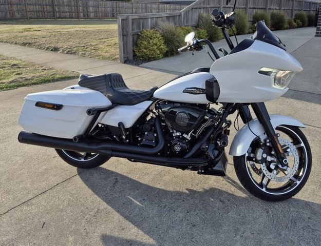 2024 Harley-Davidson Road Glide 117 (FLTRX)