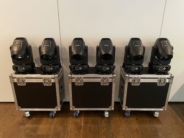 LED Beam Moving Head Set (200W)