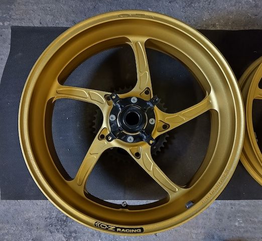 OZ Piega Felgen 2019 Honda CBR1000RR Fireblade SC77