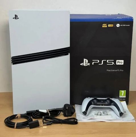 Sony PlayStation PS5 Pro, Sony PlayStation PS5 Slim, Nintendo Switch 2, Microsoft Xbox Series X 2TB