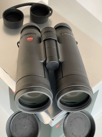Leica UltraVid HD Plus 10x50 Fernglas