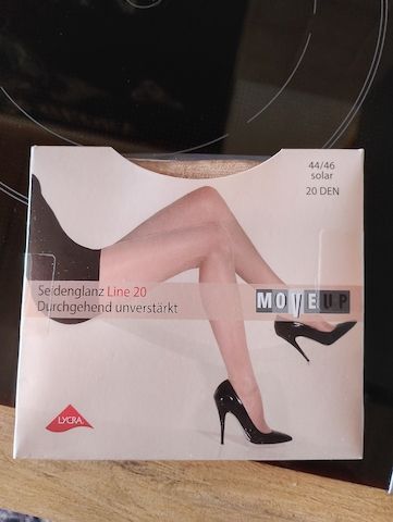 Verschenke 3x bisher ungetragene Strumpfhosen