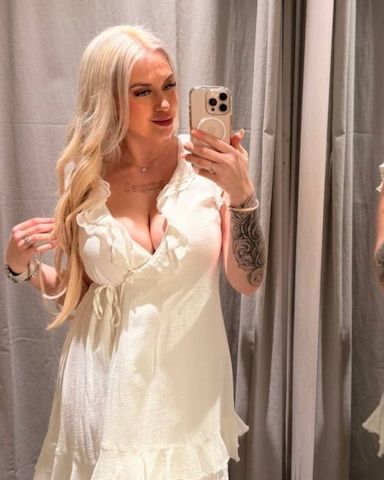 Sex und gemeinsames Duschen mit erotischer Massage