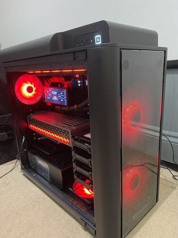 Asus Hero PC AMD Ryzen 9 9950x3d