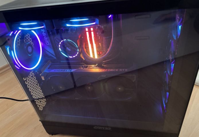 Gigabyte Gaming PC Ryzen 7 9800X3D RTX 5090