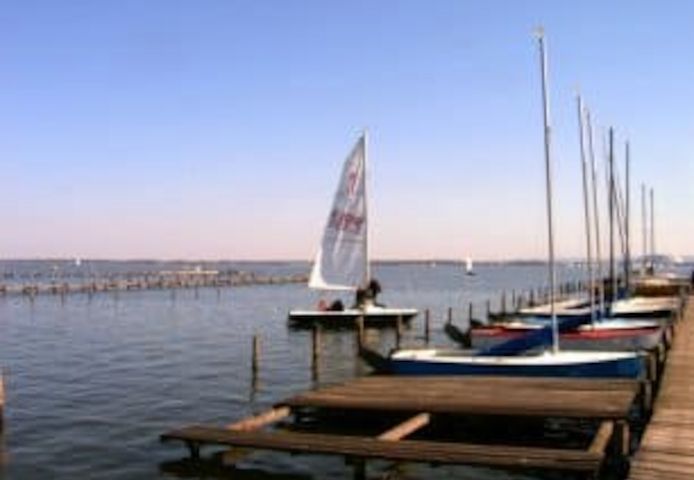 3 Std. Conger segeln auf dem Steinhuder Meer in Mardorf - Bootsverleih Kielhorn / Steg  N 21