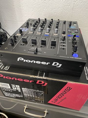AlphaTheta CDJ-3000X, AlphaTheta Euphonia,&nbsp;Pioneer CDJ-3000, Pioneer DJ DJM-A9, Pioneer DJ DJM-V10
