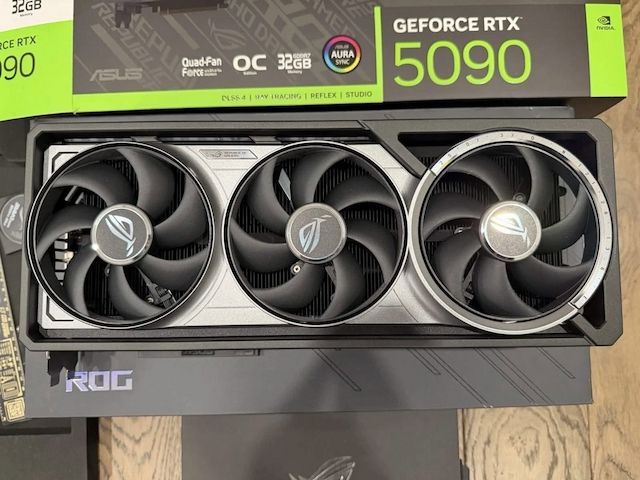 GeForce RTX 5090, RTX 5080, RTX 5070 Ti, RTX 5070, RTX 4090, RTX 4080 Super,  RTX 4080, RTX 4070 Ti