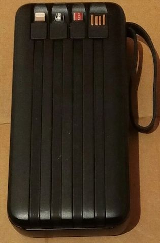 Powerbank 20000mAh USB-C Schnellladegerät Externer Akku, USB 2 von Links defekt