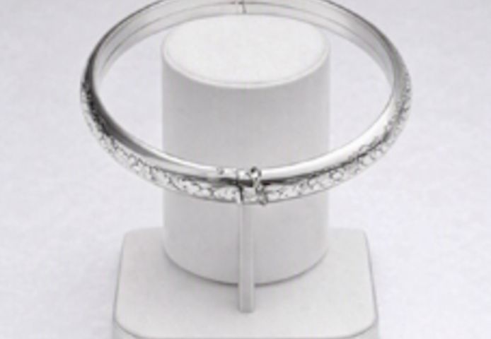 Vintage Armband in 835er-Silber mit Sicherheitsverschluss.