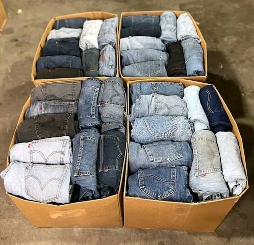 📦 Hochwertige Jeans-Paletten aus Lagerauflösungen