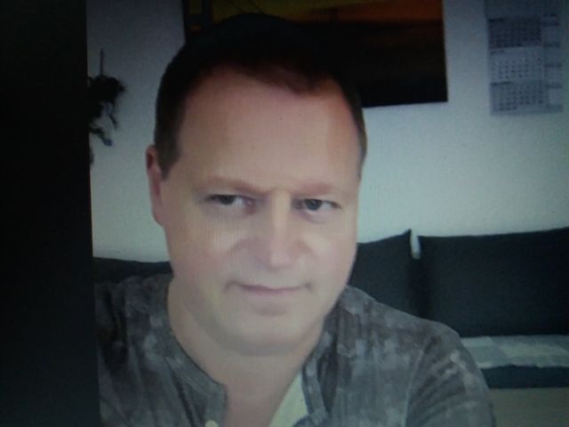 Suche Frau für Diskrete Treffen